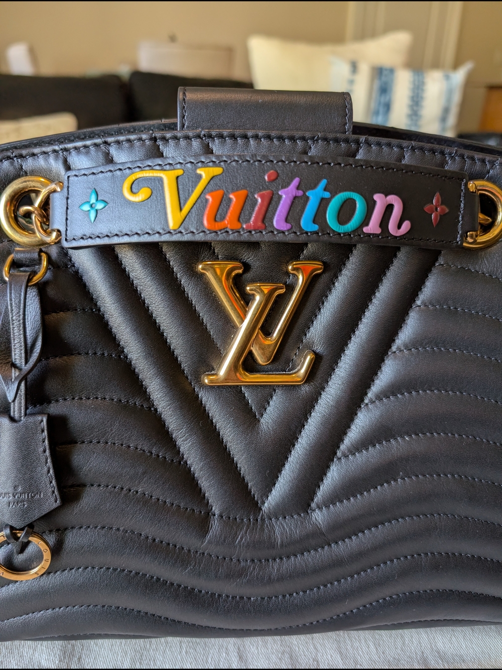 Louis Vuitton New Wave - Picture 5 of 16